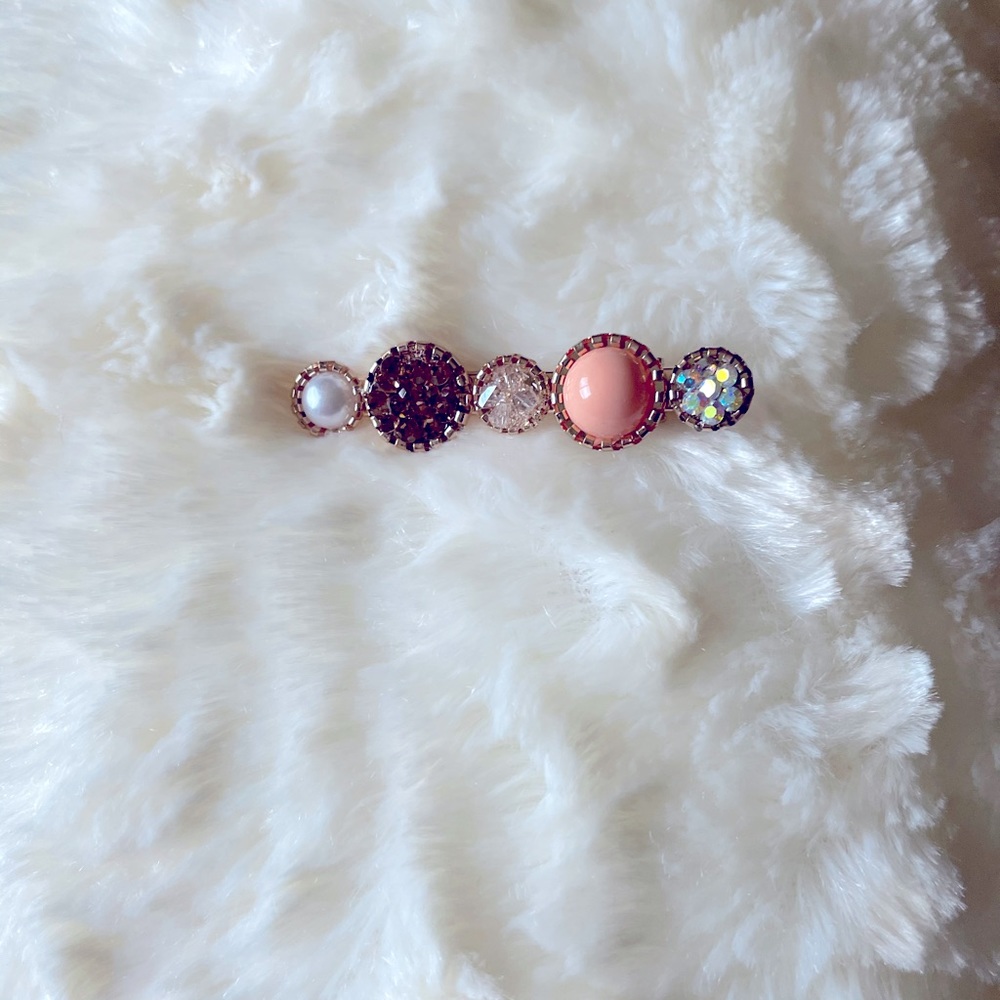 Hair Clip - Picture 4 of 8